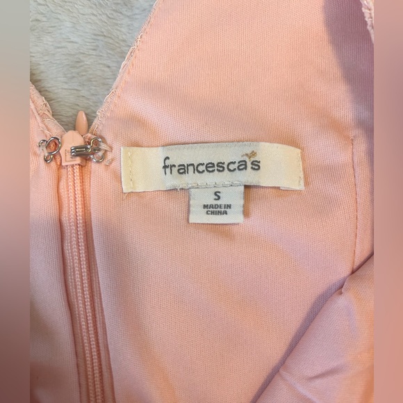 Francesca’s peach lace overlay spring dress size small - Picture 2 of 7
